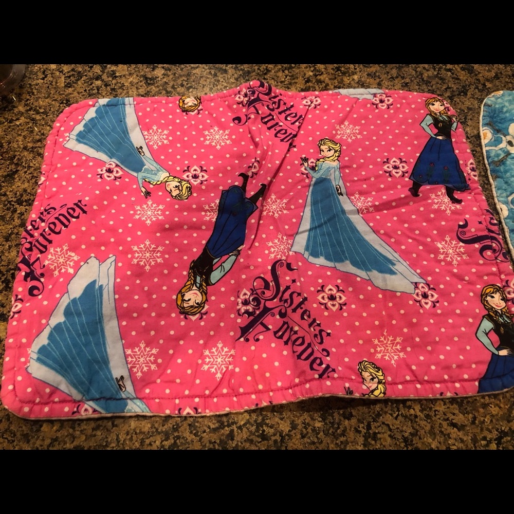 Frozen cloth placemats